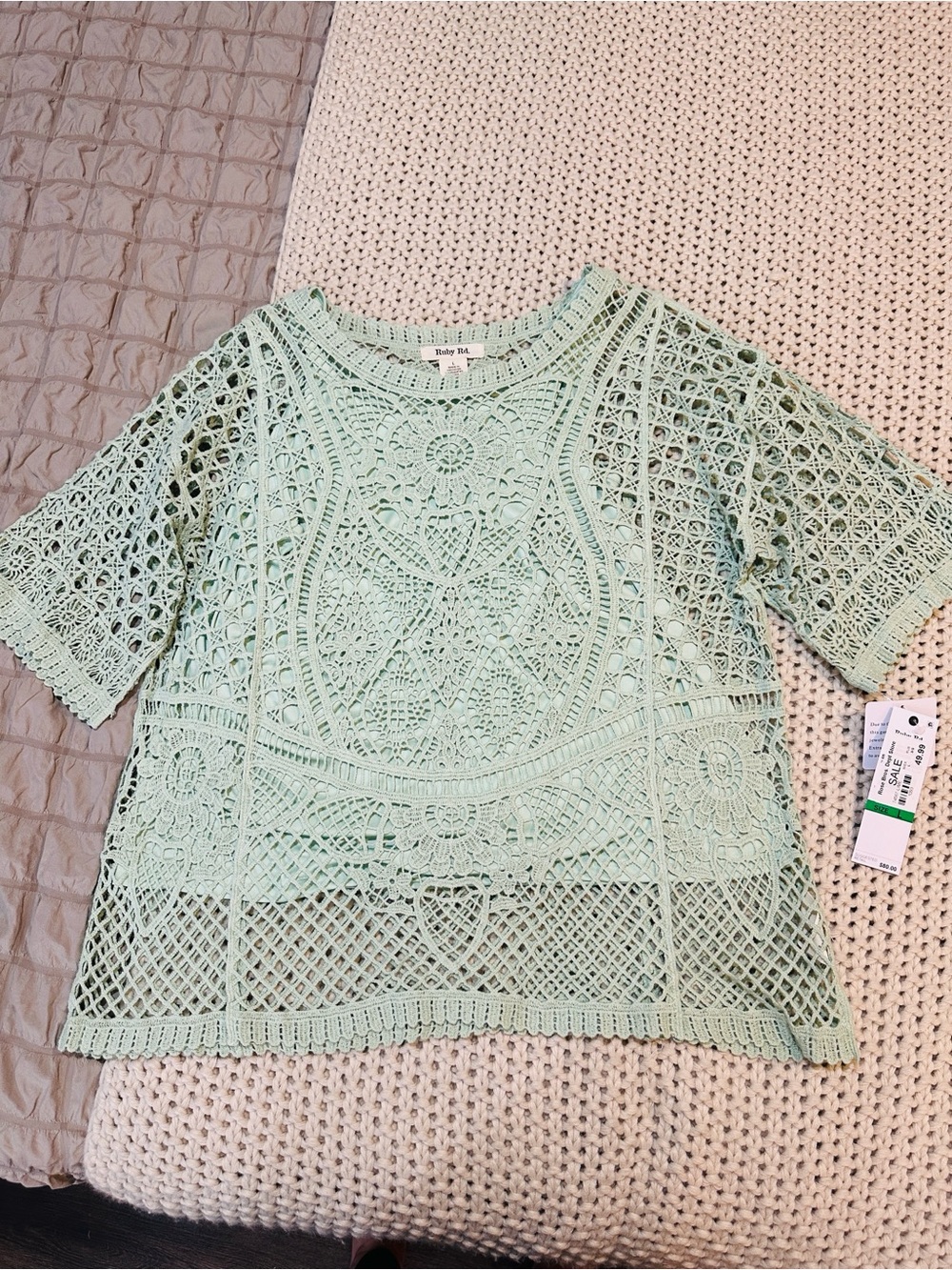 NWT Mint Crochet Lace Short Sleeve Tunic with Attached Matching Camisole, L